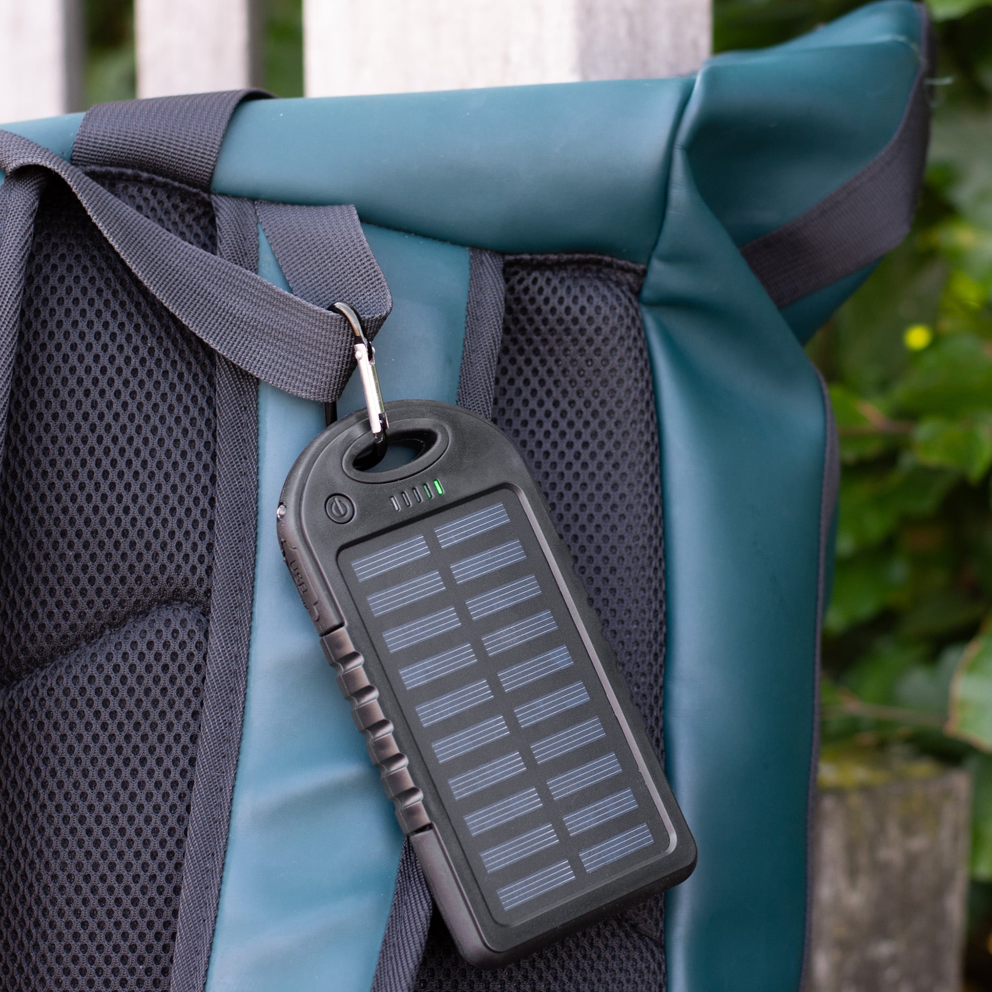 Solar-Powerbank Milo | 4000 mAh | Karabiner