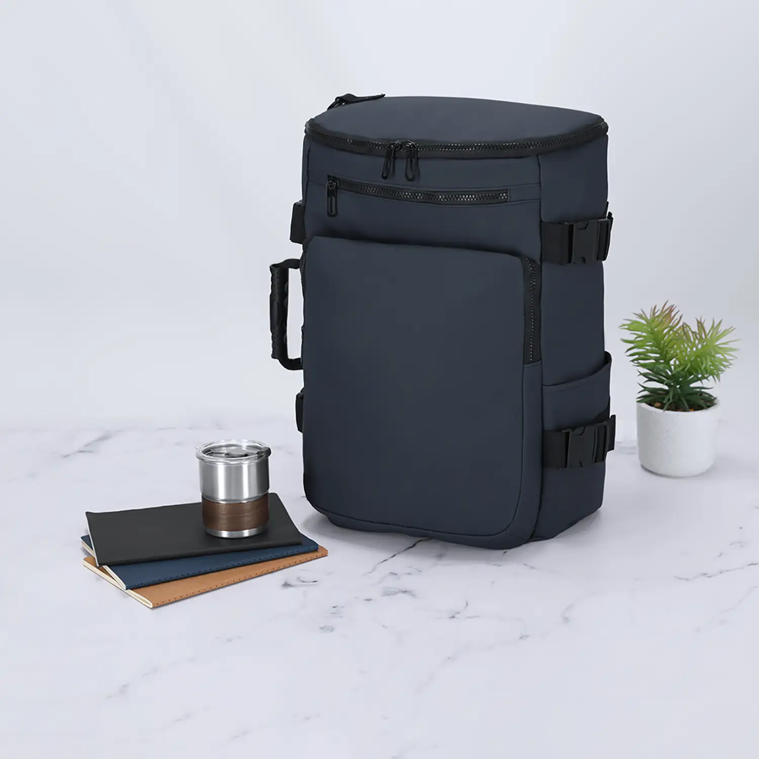 Zaino PU – Laptop 15'' | Chiusura magnetica | Imbottito | Design moderno