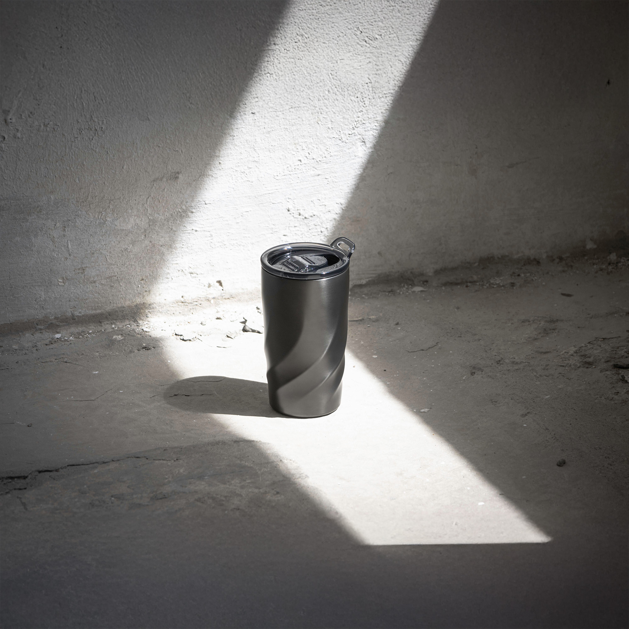 Reisebecher Vortex – 400 ml | Coppertech-Isolierung | Auslaufsicherer Deckel | Hergestellt aus Edelstahl