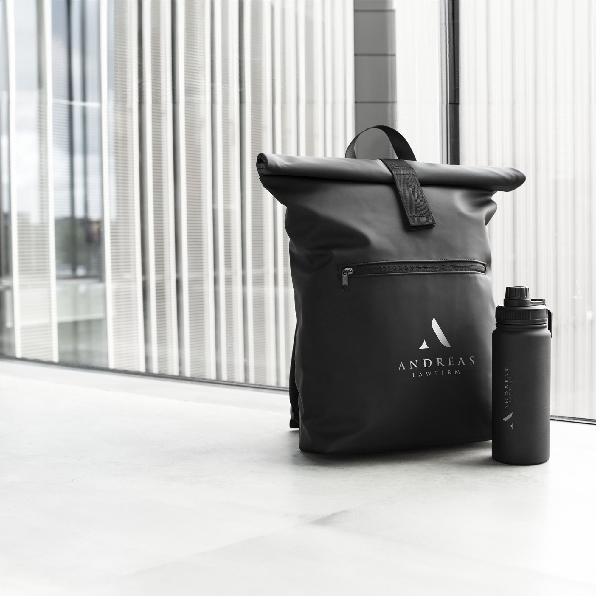 Rugzak Niek - Gerecycled PU & RPET | Extra ritsvak | 15.6"