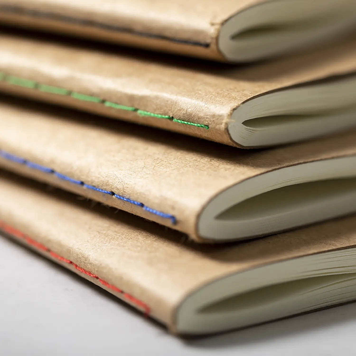 Taccuino riciclato con penna – 60 pagine | A5 | Dettagli in paglia | Naturale