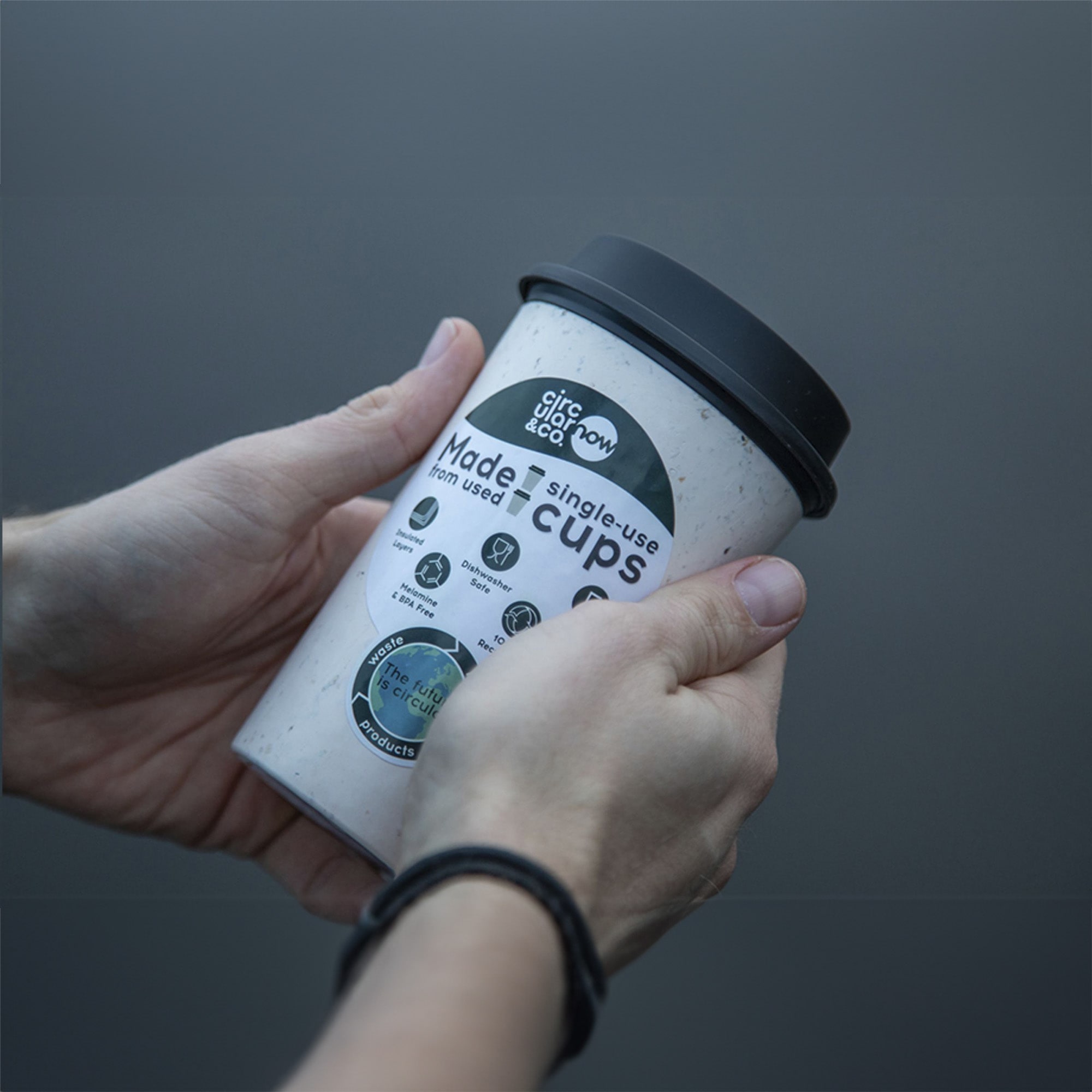 Tazza Circular&Co® Now - 340 ml | Riciclato | Colorato | Senza BPA