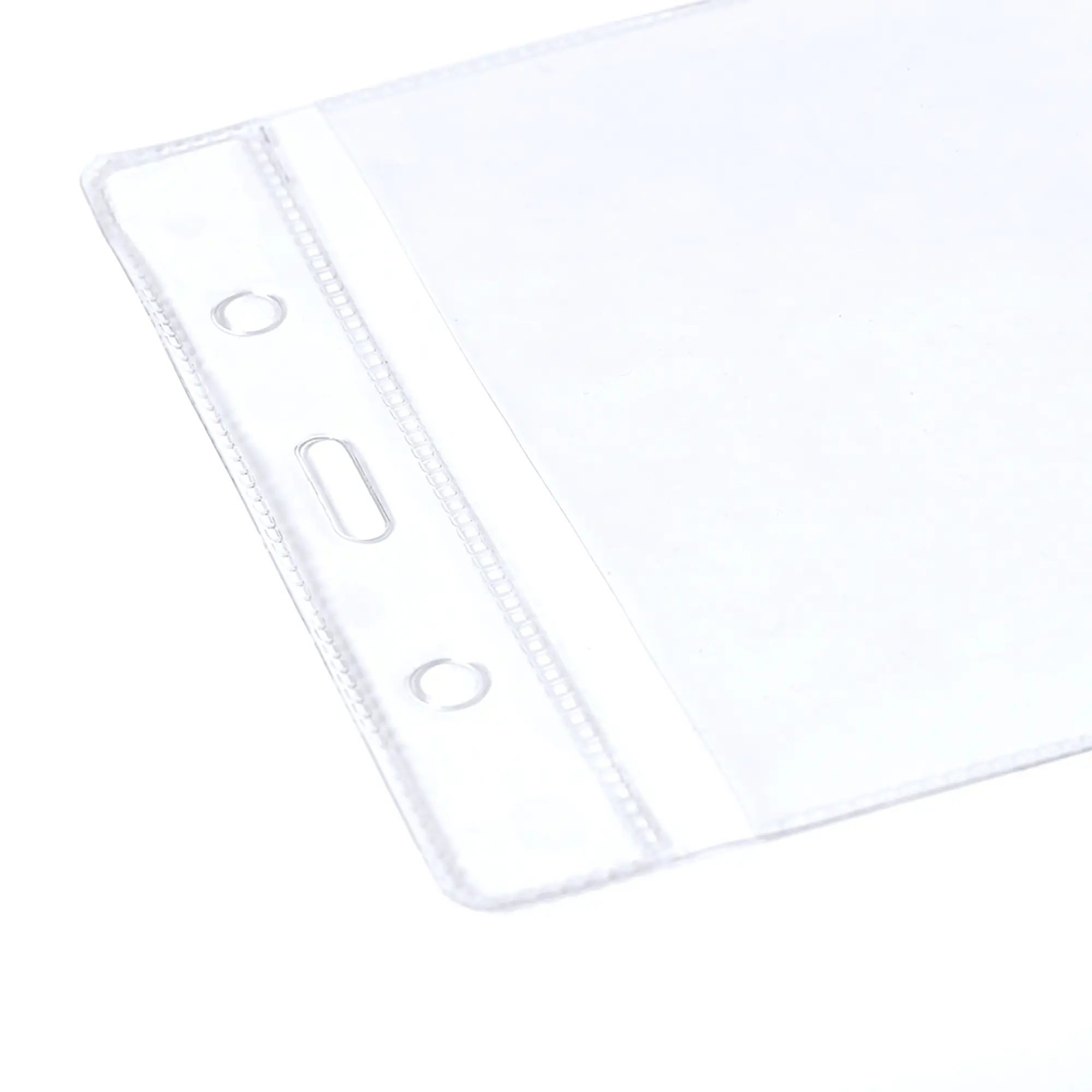 Ausweishalter aus PVC – Verstärkter Rand | Vertikalformat | Leicht | Für Lanyards