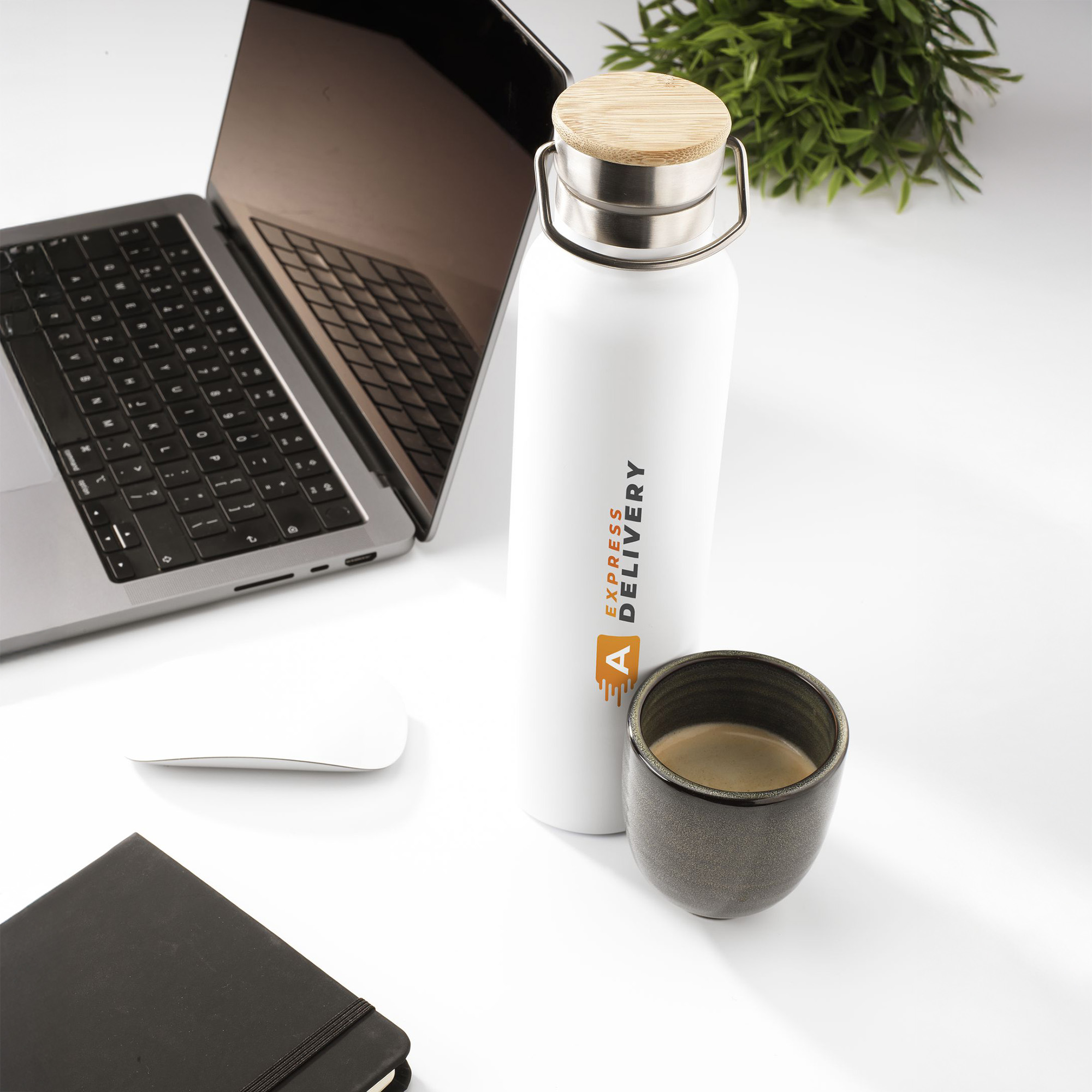Thermosfles RVS Vintage – 750 ml | Vacuüm geïsoleerd | Schroefdop met bamboe