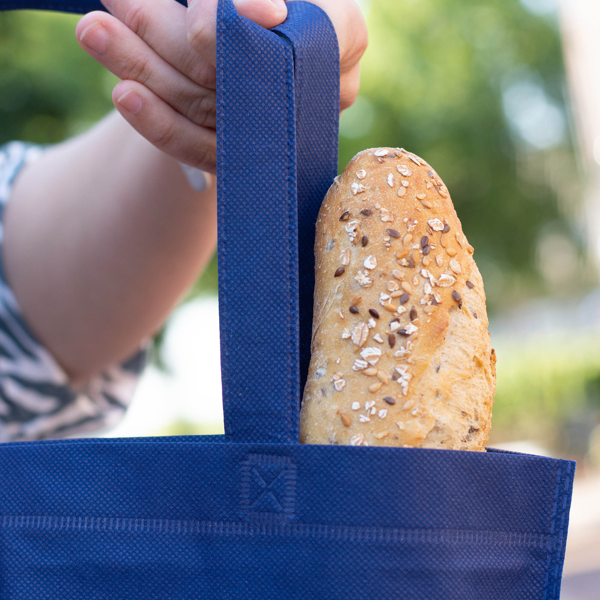 Sac fourre-tout coloré | 80 g/m² non-tissé | Longues anses | Impression une couleur