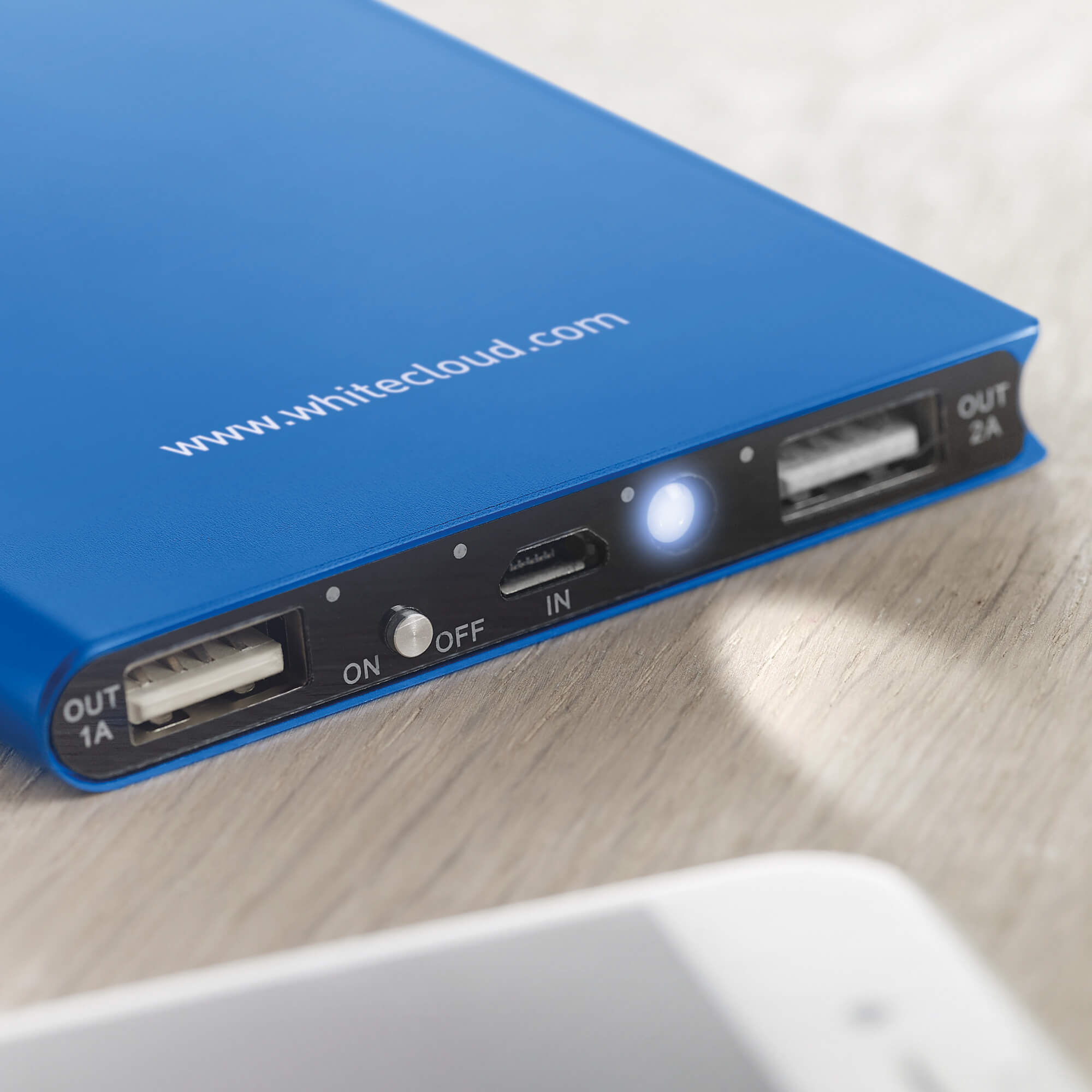 Batterie externe - 8000 mAh | Aluminium | Témoin lumineux