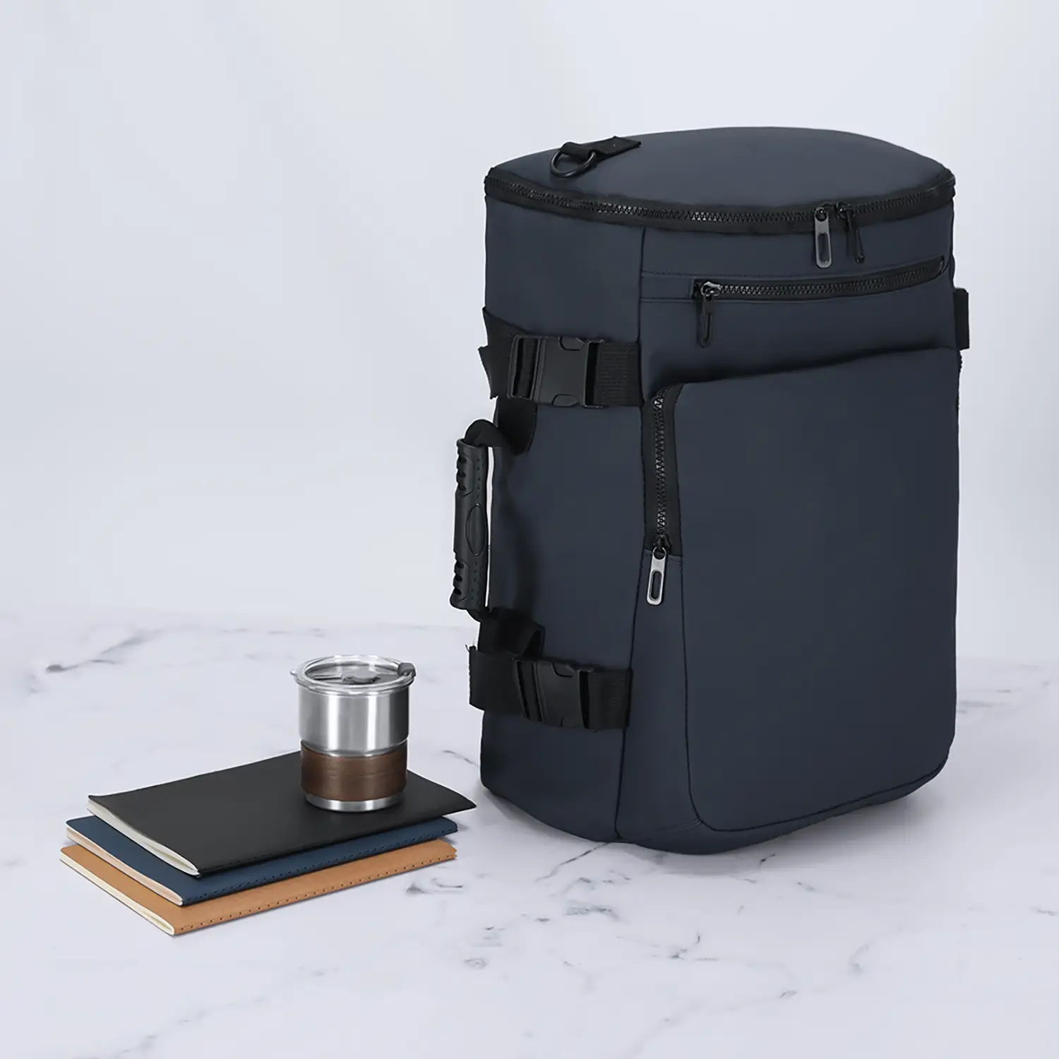 Zaino PU – Laptop 15'' | Chiusura magnetica | Imbottito | Design moderno