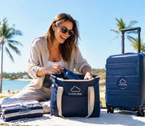 beach-picnic-coolerbag-travel-lifestyle-small