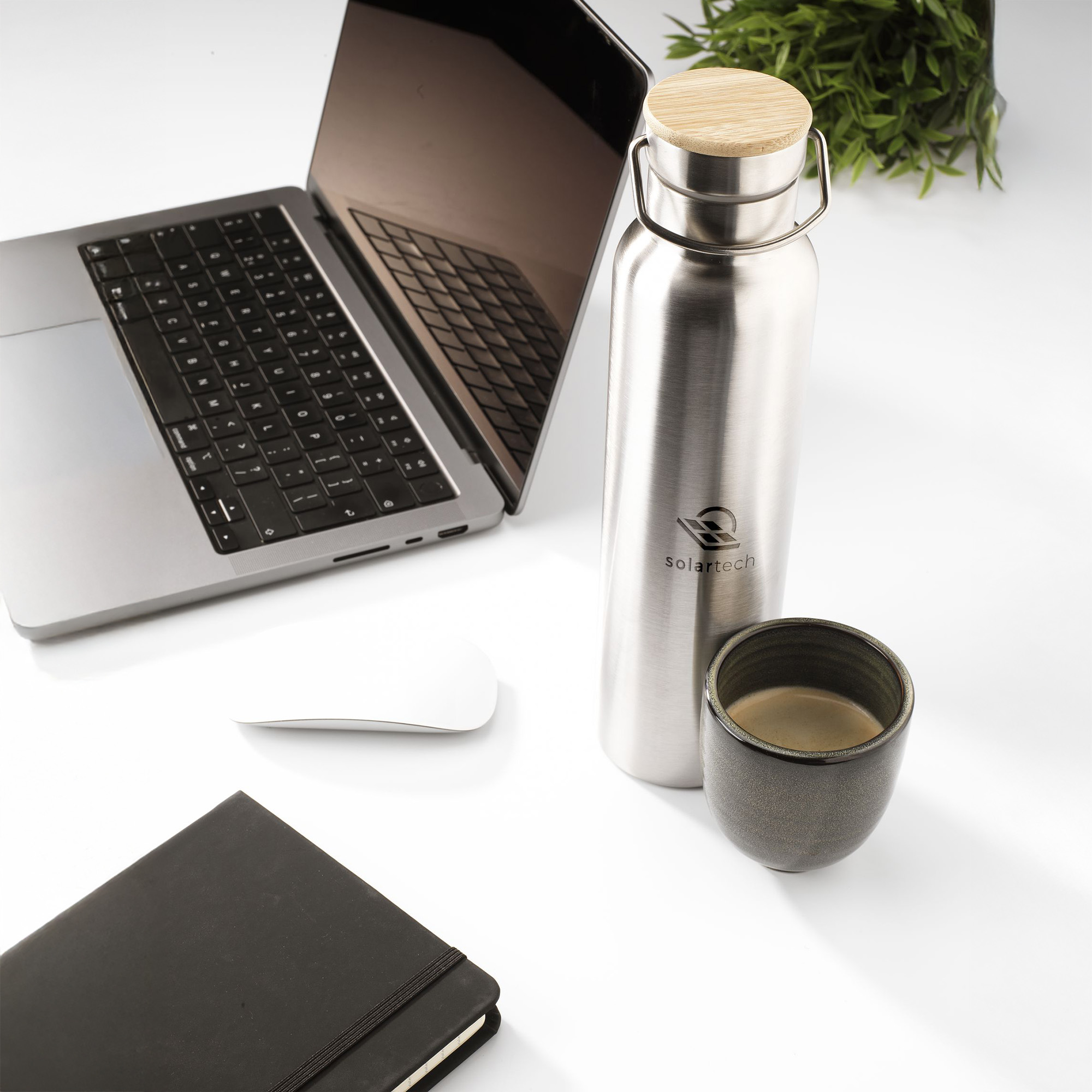 Thermosfles RVS Vintage – 750 ml | Vacuüm geïsoleerd | Schroefdop met bamboe
