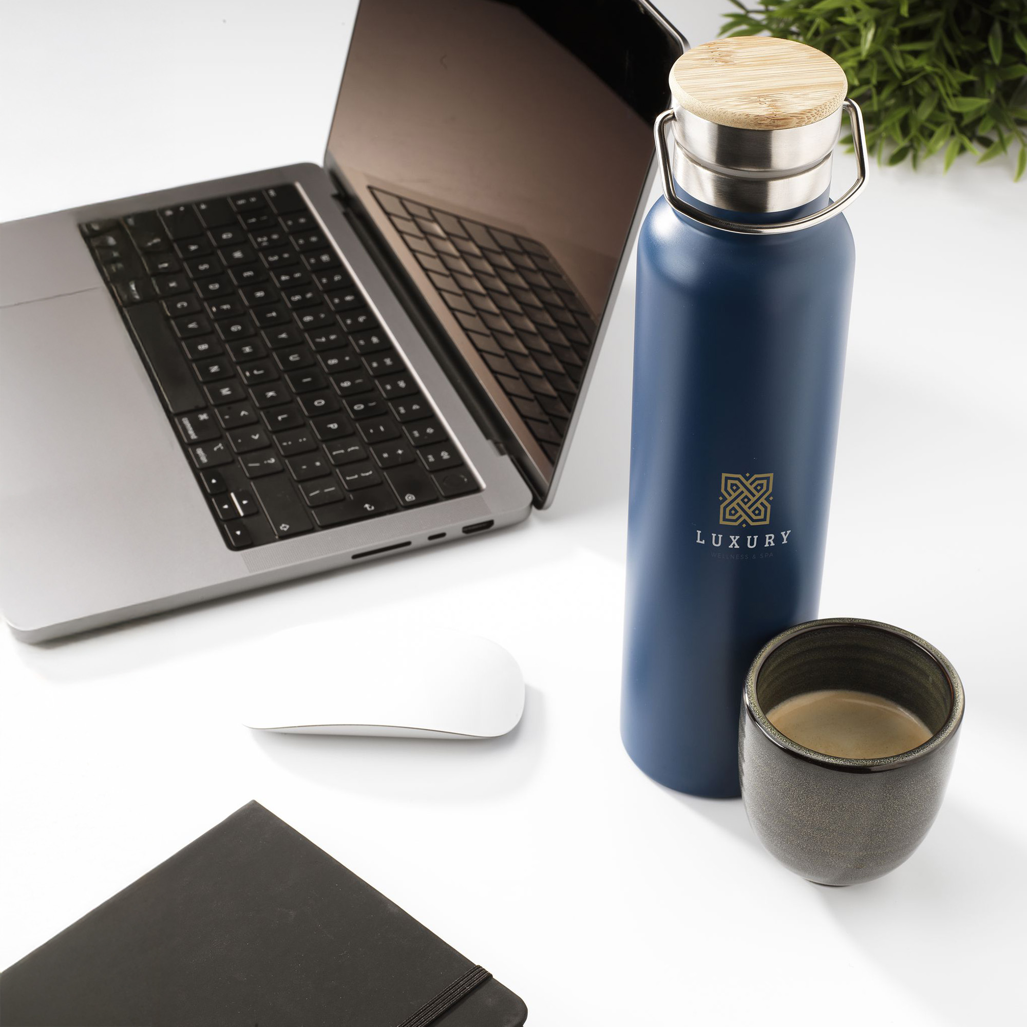 Thermosfles RVS Vintage – 750 ml | Vacuüm geïsoleerd | Schroefdop met bamboe