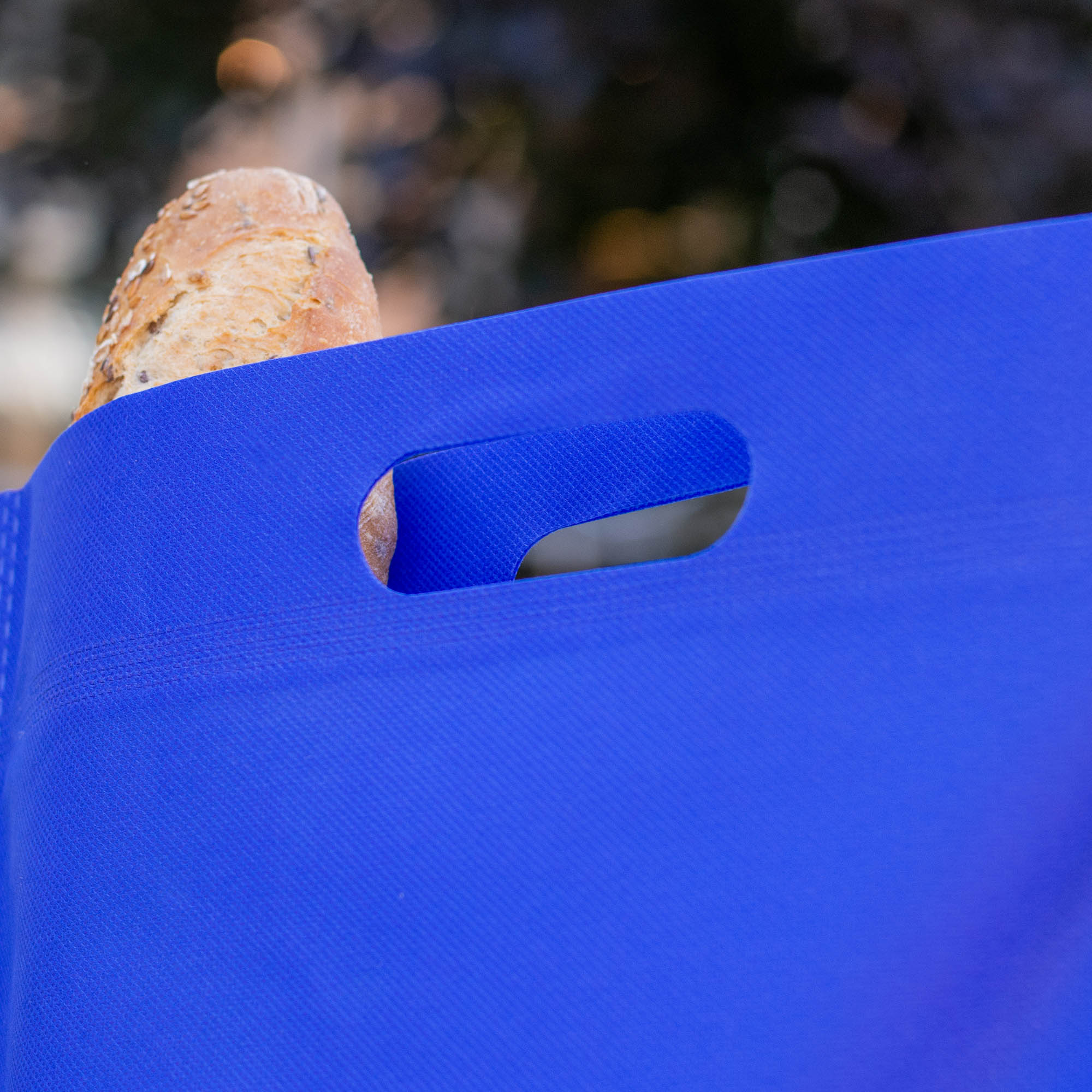 Sac fourre-tout coloré | 43 x 34 cm | Poignées découpées | Impression 1 couleur | Non woven