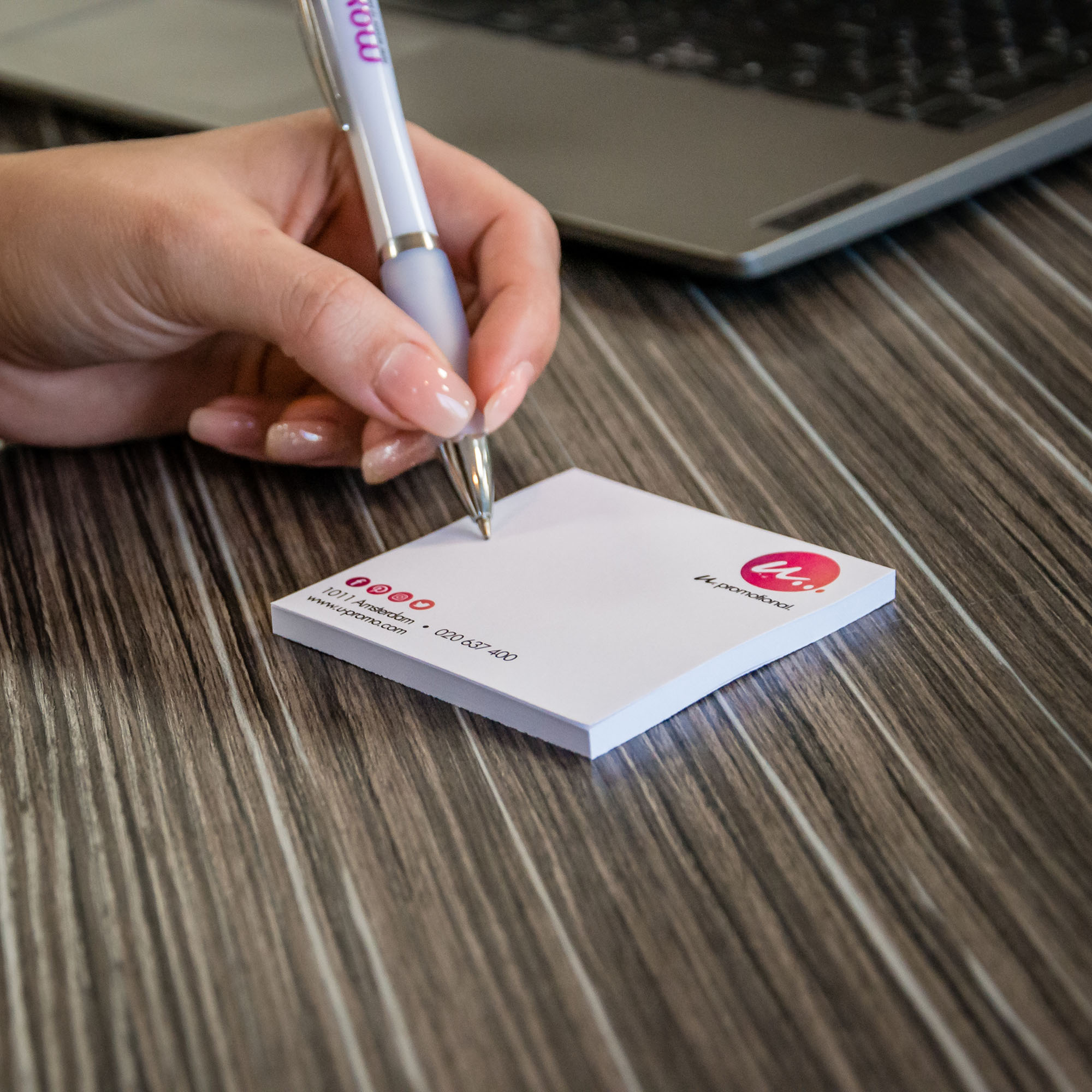 Post-its Tess – Vierkant | 25-100 vellen | 75 x 75 mm | Full Colour