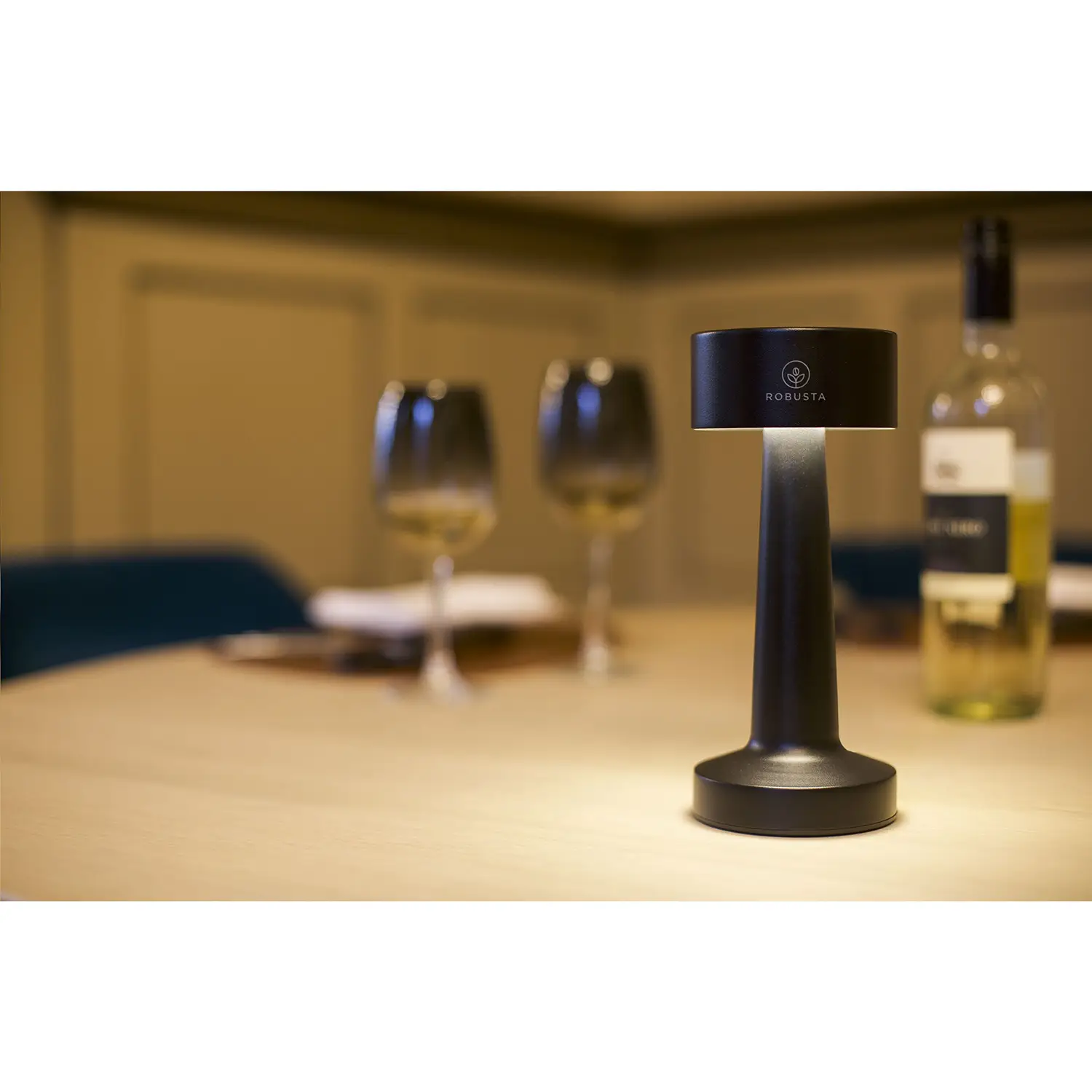 Tafellamp Tessa – Oplaadbaar | Gerecycled ABS | Touchbediening | 3 lichtstanden
